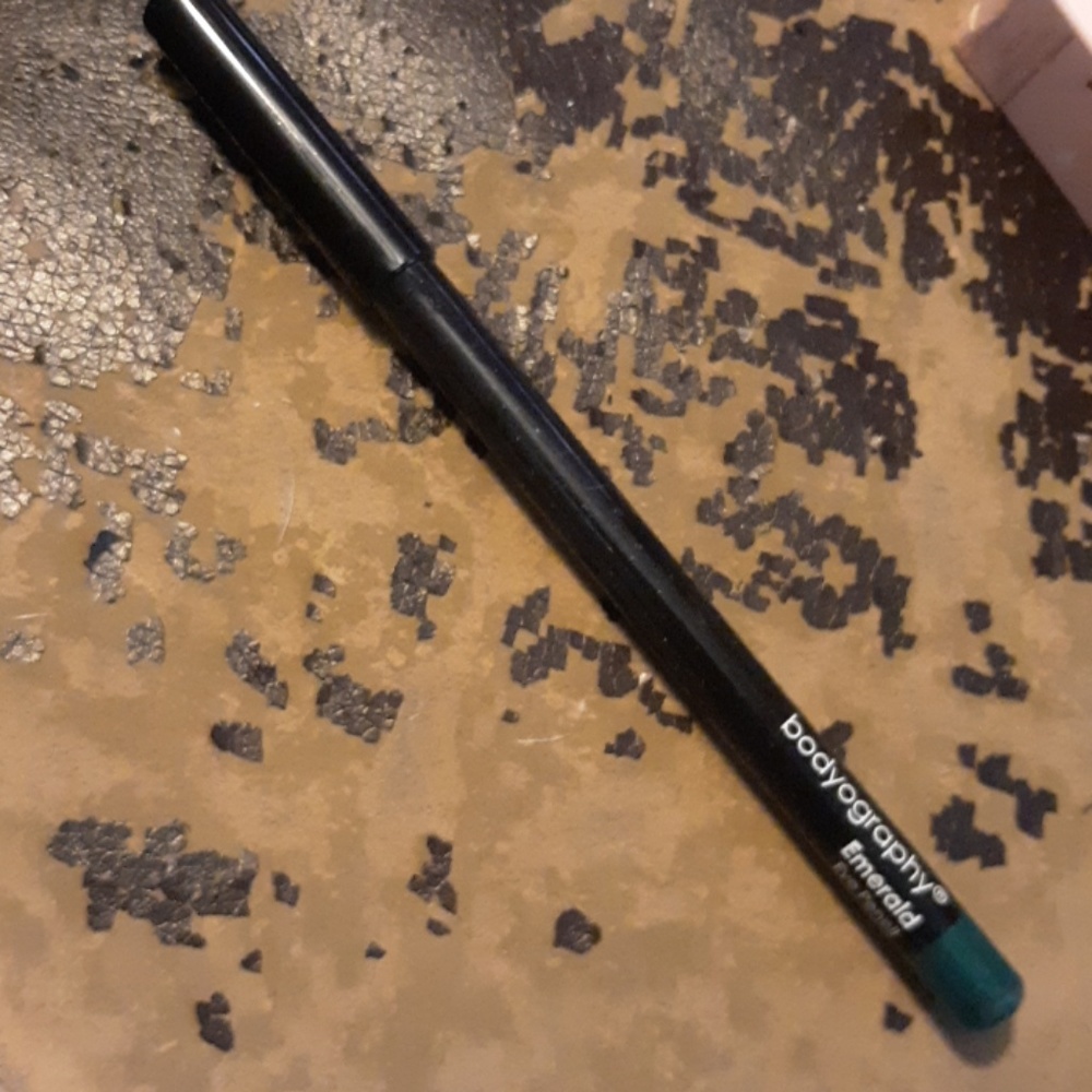 Emerald bodyography eyeliner